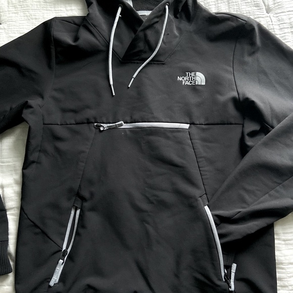 Women’s The North Face Outdoor Hoodie/Pullover Jacket- Size Small - Picture 3 of 6